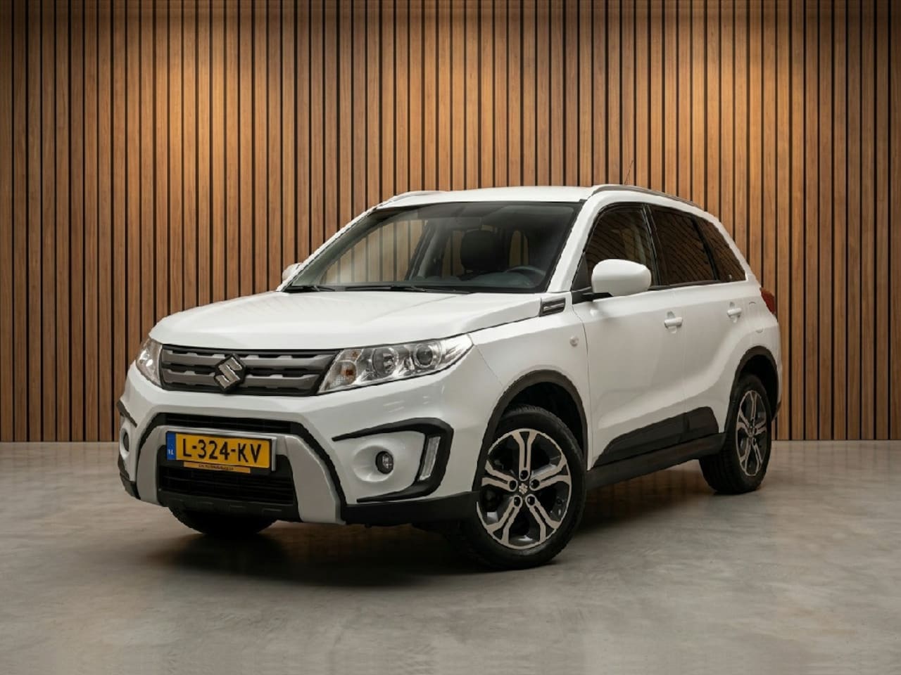 Suzuki Vitara - 1.6 Comfort navigatie / camera / - AutoWereld.nl