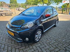 Toyota Aygo - 1.0 VVT-i Dynamic Orange