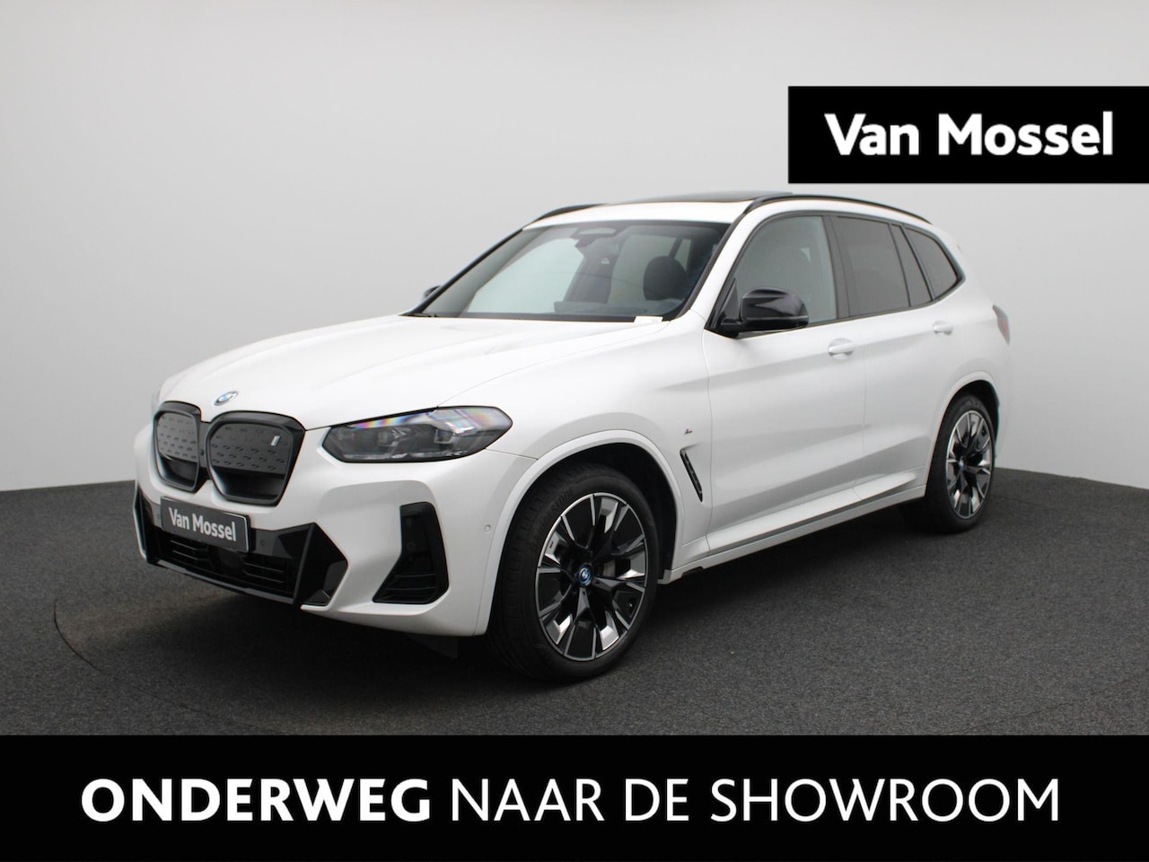 BMW iX3 - High Executive 80 kWh | M-PAKKET |  PANO-SCHUIFDAK | HEAD-UP | SHADOWLINE | TREKHAAK | HAR - AutoWereld.nl
