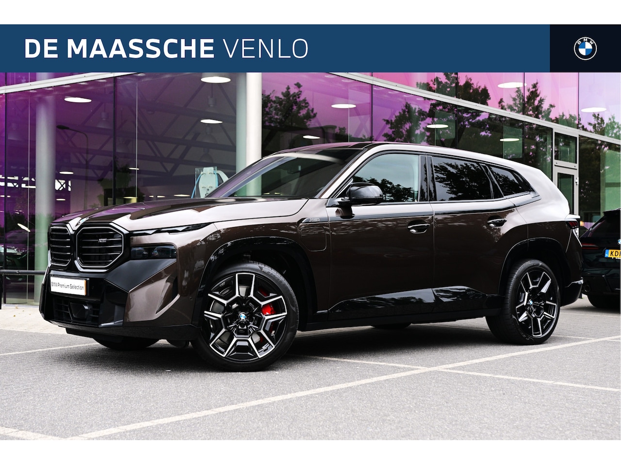 BMW XM - PHEV 50e Automaat / Trekhaak / Bowers & Wilkins / M Multifunctionele Stoelen / Adaptief M - AutoWereld.nl