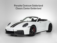 Porsche 911 Cabrio - Carrera 4 GTS