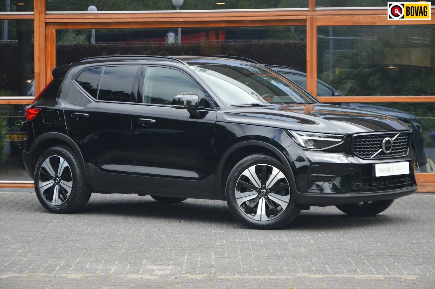 Volvo XC40 - T4 Hybride Plus Dark | Camera | Harman/Kardon | Stoel + Stuur Verwarming | Trekhaak | - AutoWereld.nl
