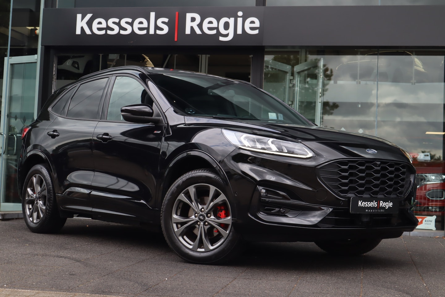 Ford Kuga - 2.5 PHEV ST-Line X | Pano | HuD | B&O | ACC | Keyless | Blis | Camera | Stoel/Stuurverwarm - AutoWereld.nl