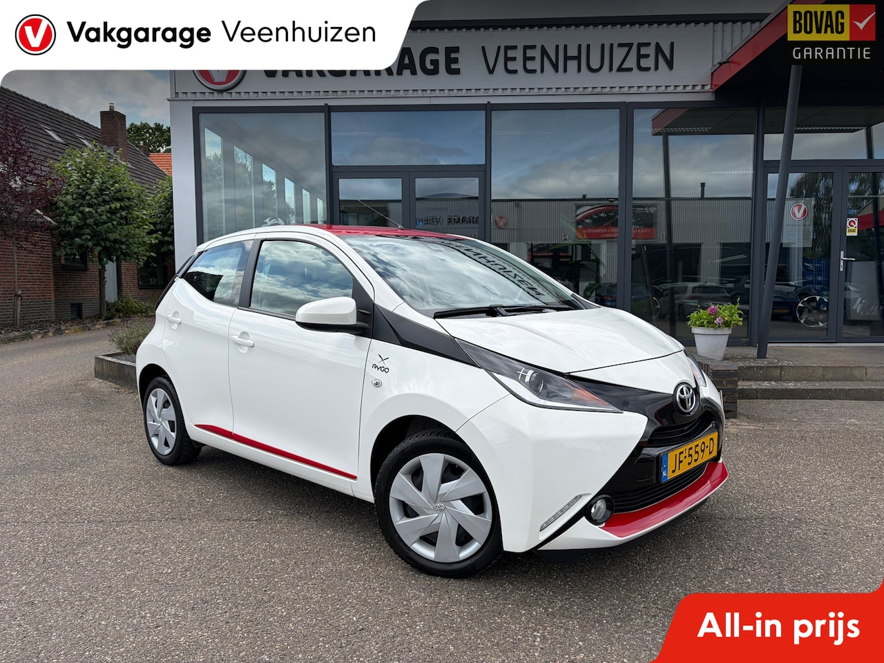 Toyota Aygo - 1.0 VVT-i x-play|Rijklaar prijs|Camera|Dealer Onderhouden|Lane assist|Airco|Bluetooth| - AutoWereld.nl