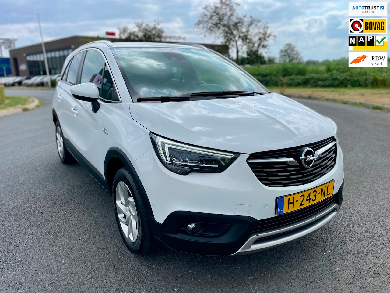 Opel Crossland X - 1.2 Turbo Innovation 1.2 Turbo Innovation, Cam, Cruise, Navi, Lmv, Keyless, Carplay, Geen import, Nap, Volledig - AutoWereld.nl