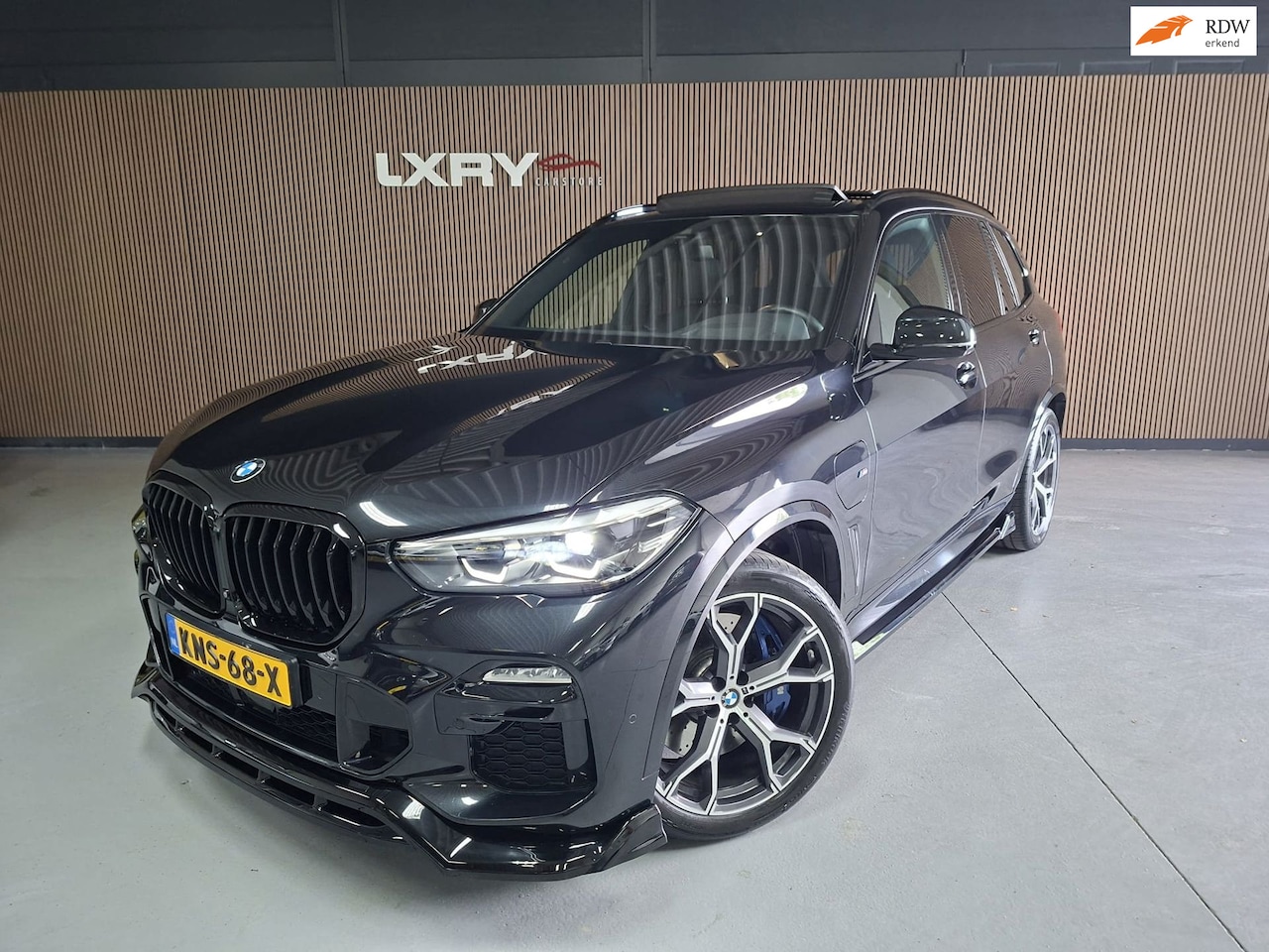 BMW X5 - XDrive45e High Executive | Clima | Navi/Carplay | Pano | Cruise | 360Camera | Stoelverwarm - AutoWereld.nl