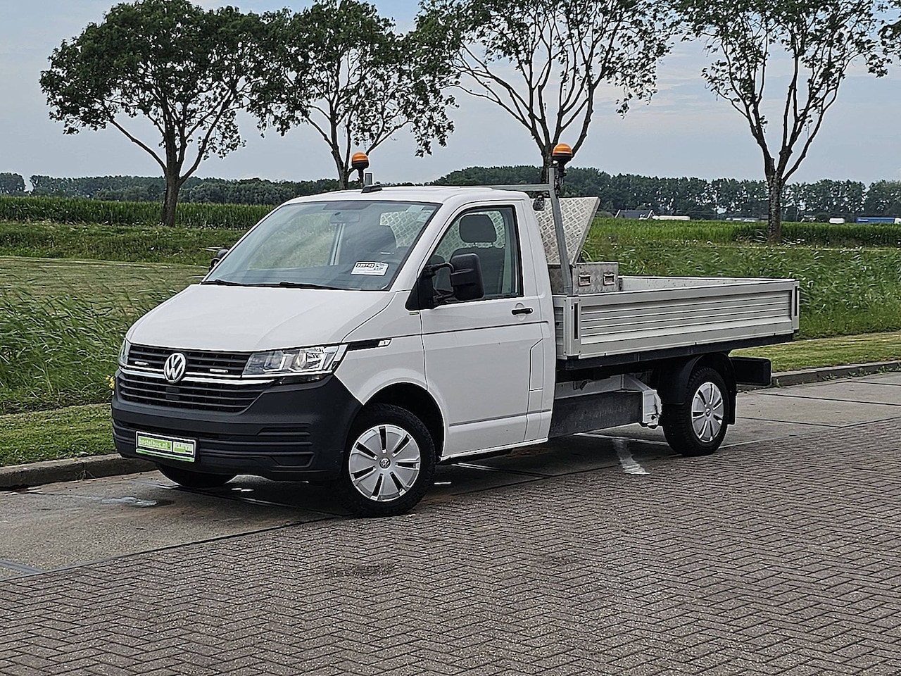 Volkswagen Transporter - 2.0 TDI L2H1 28 2.0 TDI L2H1 28 - AutoWereld.nl