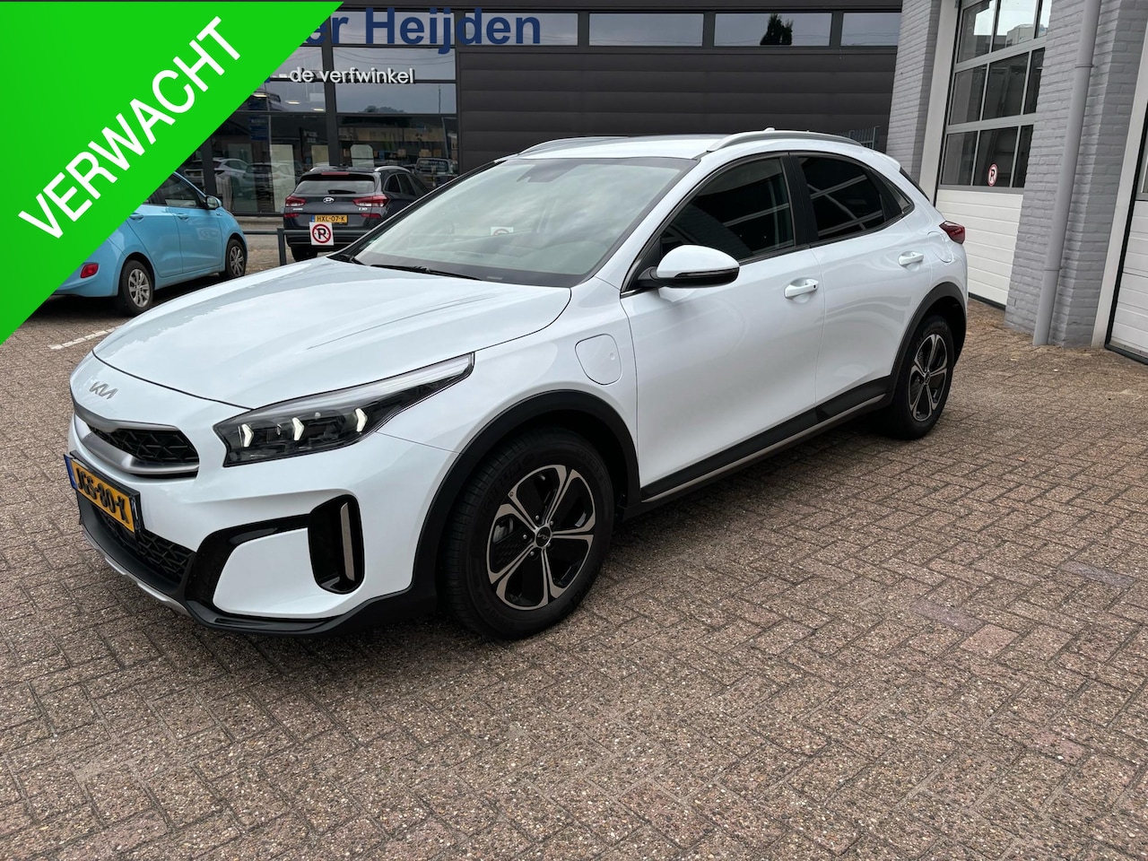 Kia XCeed - 1.6 GDi PHEV DynamicPlusLine Navigatie | Adaptieve Cruise Control | Camera - AutoWereld.nl