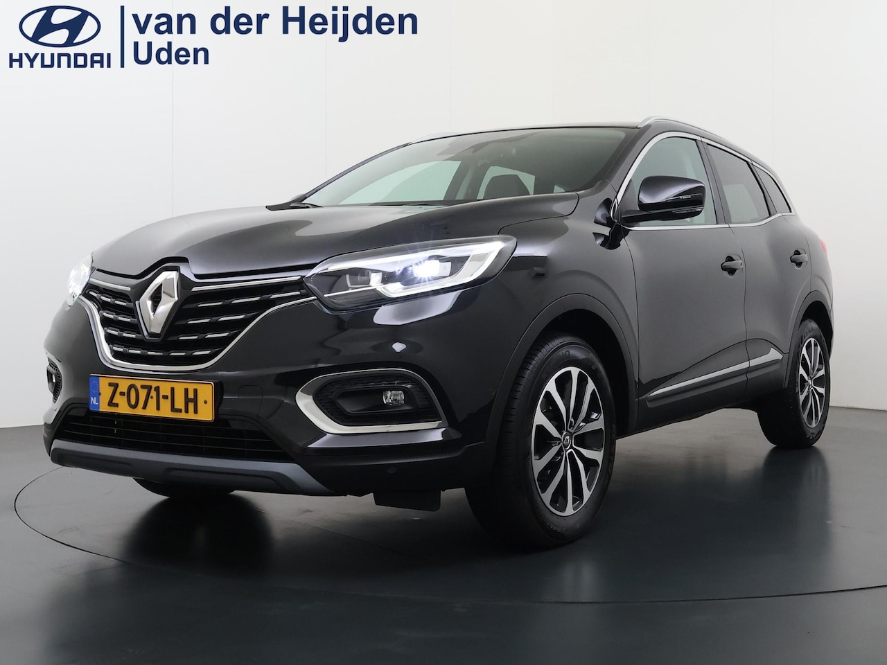 Renault Kadjar - 1.3 TCe Techno Agr Stoel | Trekhaak | Camera | Ledverlichting - AutoWereld.nl