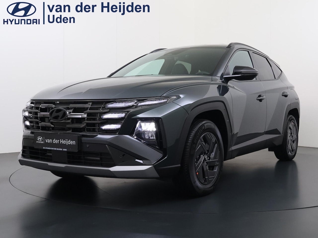 Hyundai Tucson - 1.6 T-GDI PHEV Pure Edition Camera | Navigatie | Draadloos Laden - AutoWereld.nl