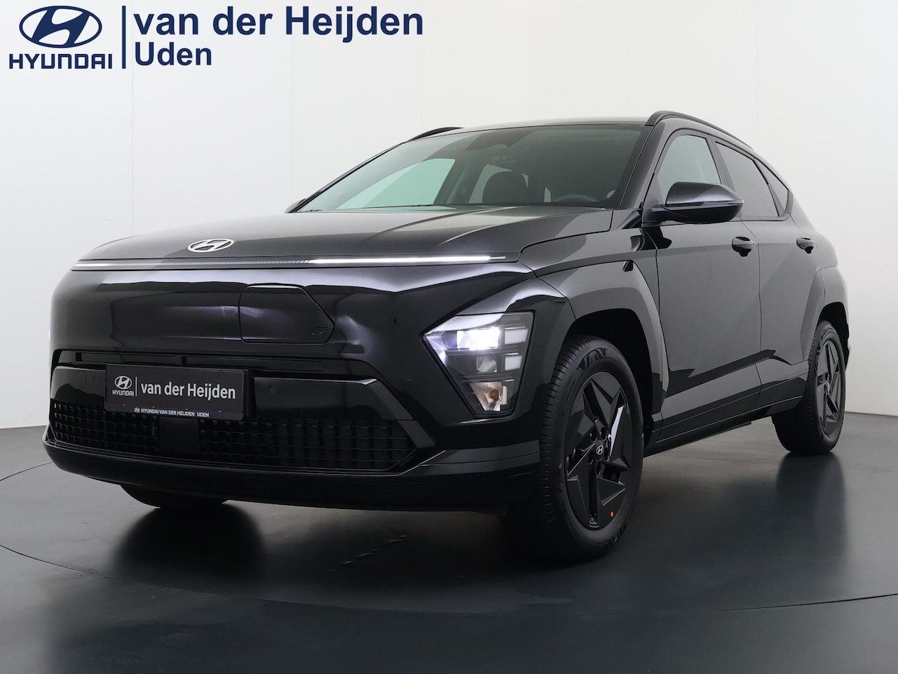 Hyundai Kona Electric - Long Range Pure Edition 64.8 kWh Stoel En Stuurverwarming | Camera | Navigatie - AutoWereld.nl
