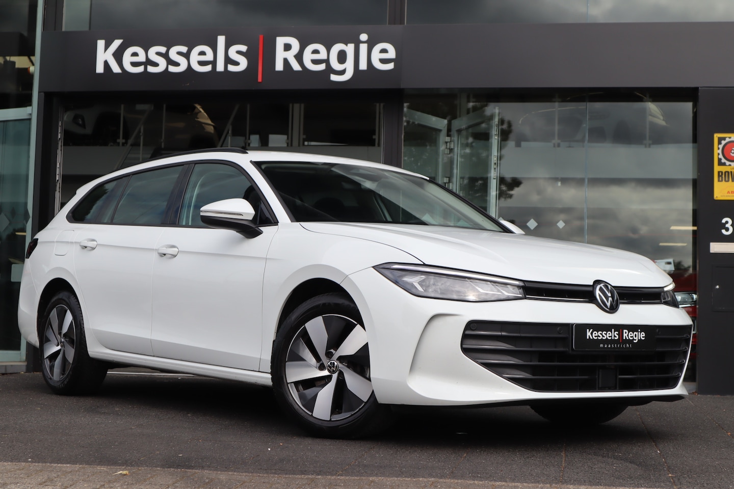 Volkswagen Passat Variant - 1.5 eTSI Business | ACC | Camera | Blis | CarPlay | Stuur/Stoelverwarming | - AutoWereld.nl