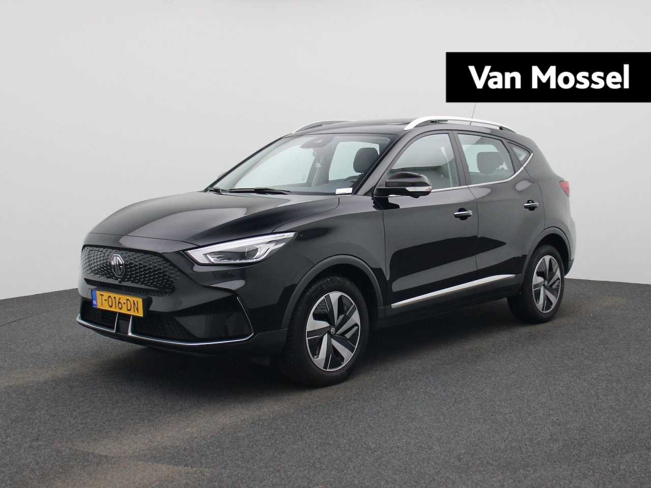 MG ZS - Long Range Luxury 70 kWh - AutoWereld.nl