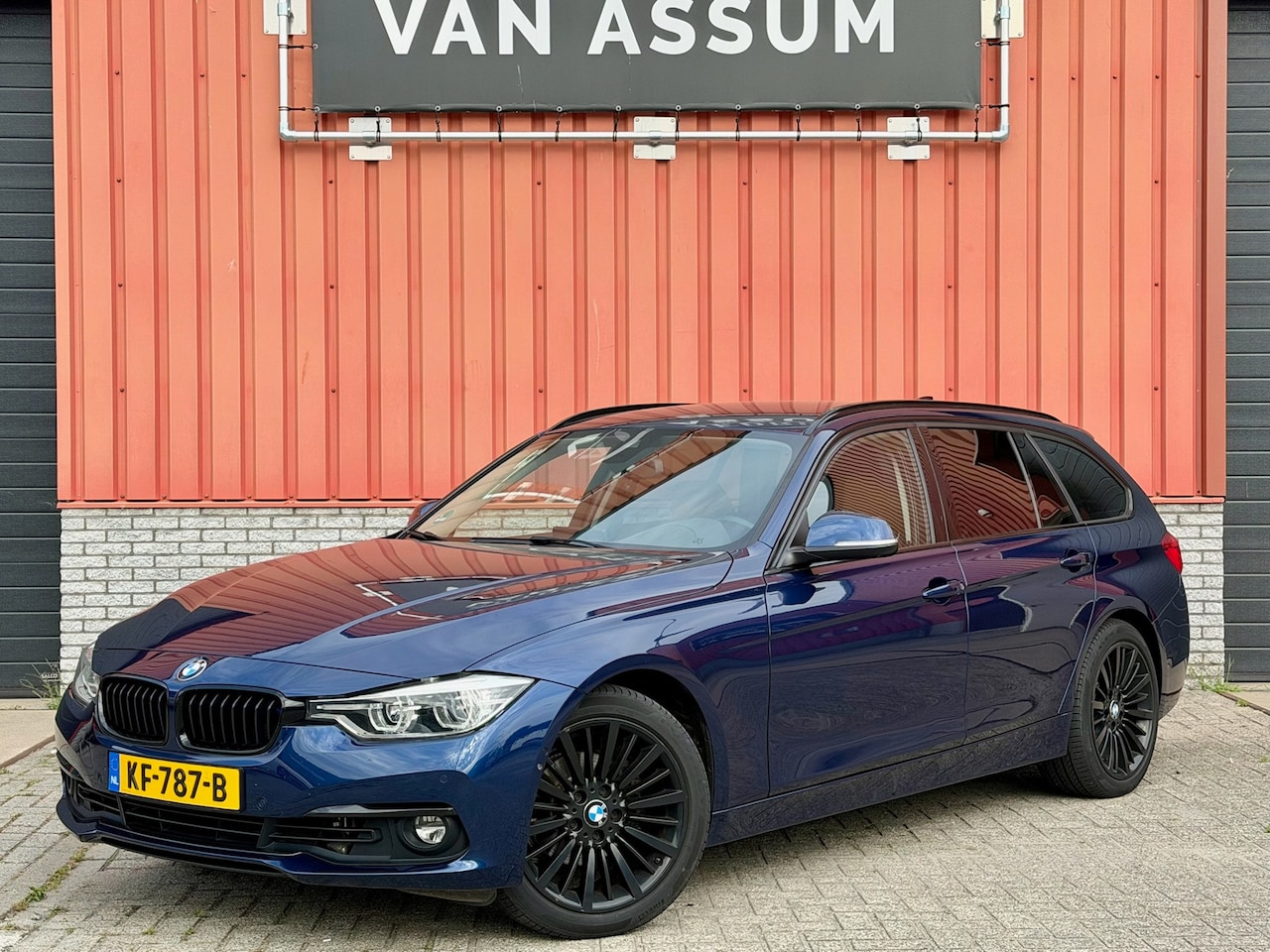 BMW 3-serie Touring - 320i Carplay Camera Leer ACC DAP HUD DAB - AutoWereld.nl