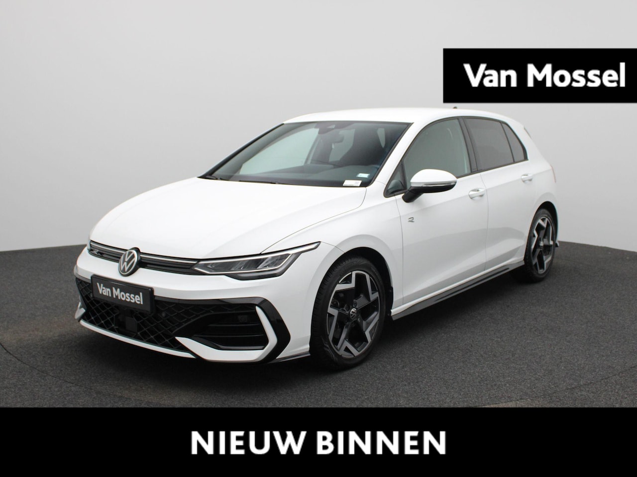 Volkswagen Golf - 1.5 eTSI R-Line Edition 1.5 eTSI R-Line Edition - AutoWereld.nl