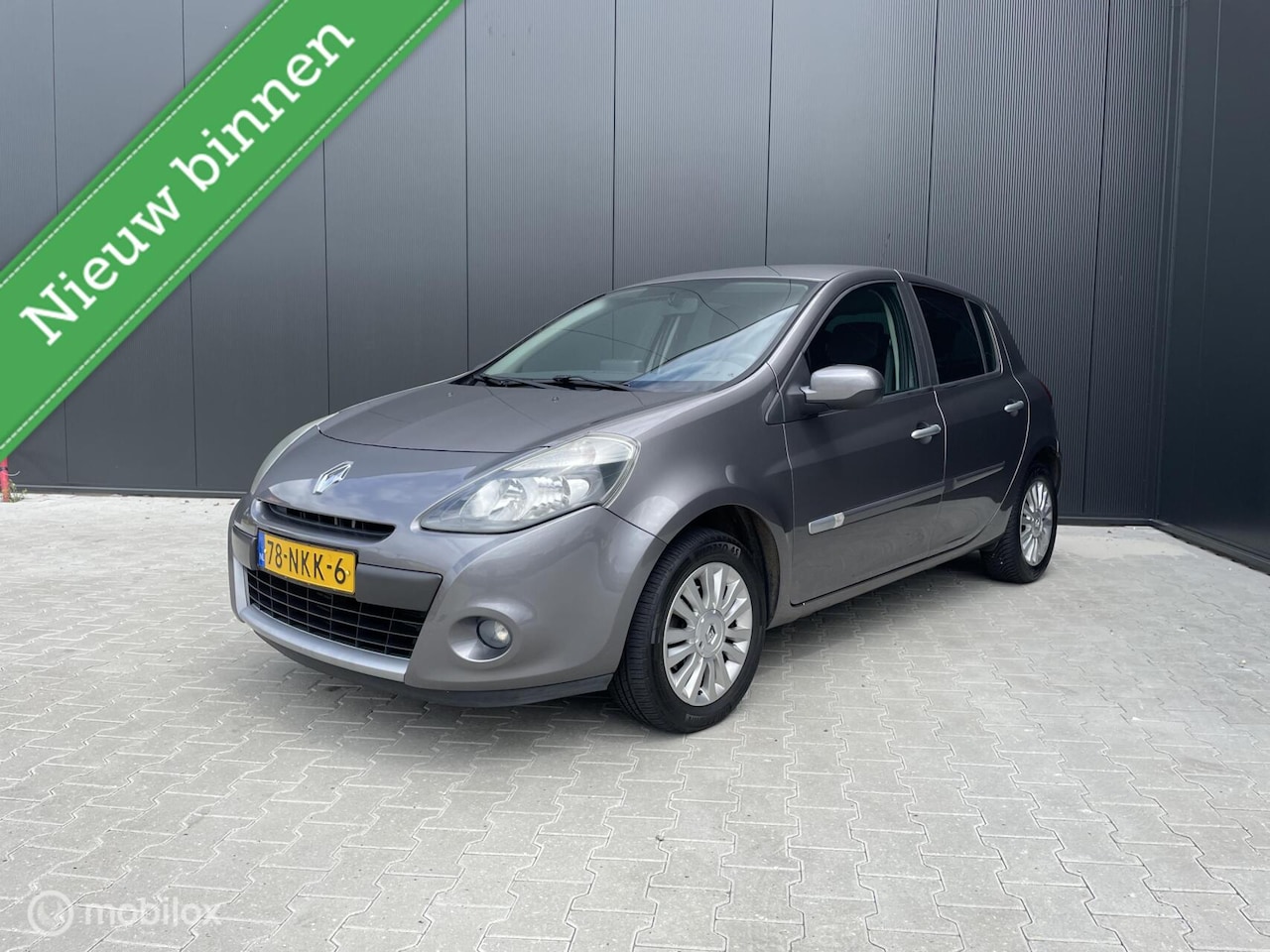 Renault Clio - 1.2 TCe / NAVI / CRUISE / 5 DEURS - AutoWereld.nl
