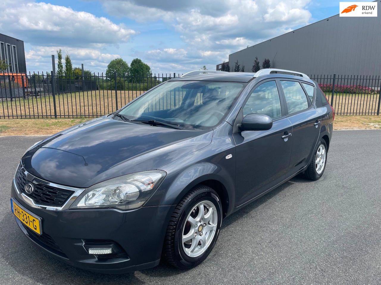 Kia Cee'd Sporty Wagon - 1.4 CVVT X-tra|Airco|Apk 01-2027|Bluetooth|Station - AutoWereld.nl