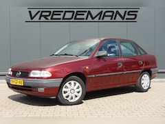 Opel Astra - 1.4i GL