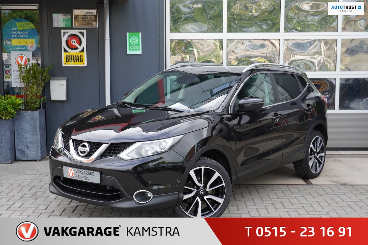 Nissan Qashqai - 1.5 dCi Tekna 360cam/Navi/Panodak/Leder/Clima - AutoWereld.nl