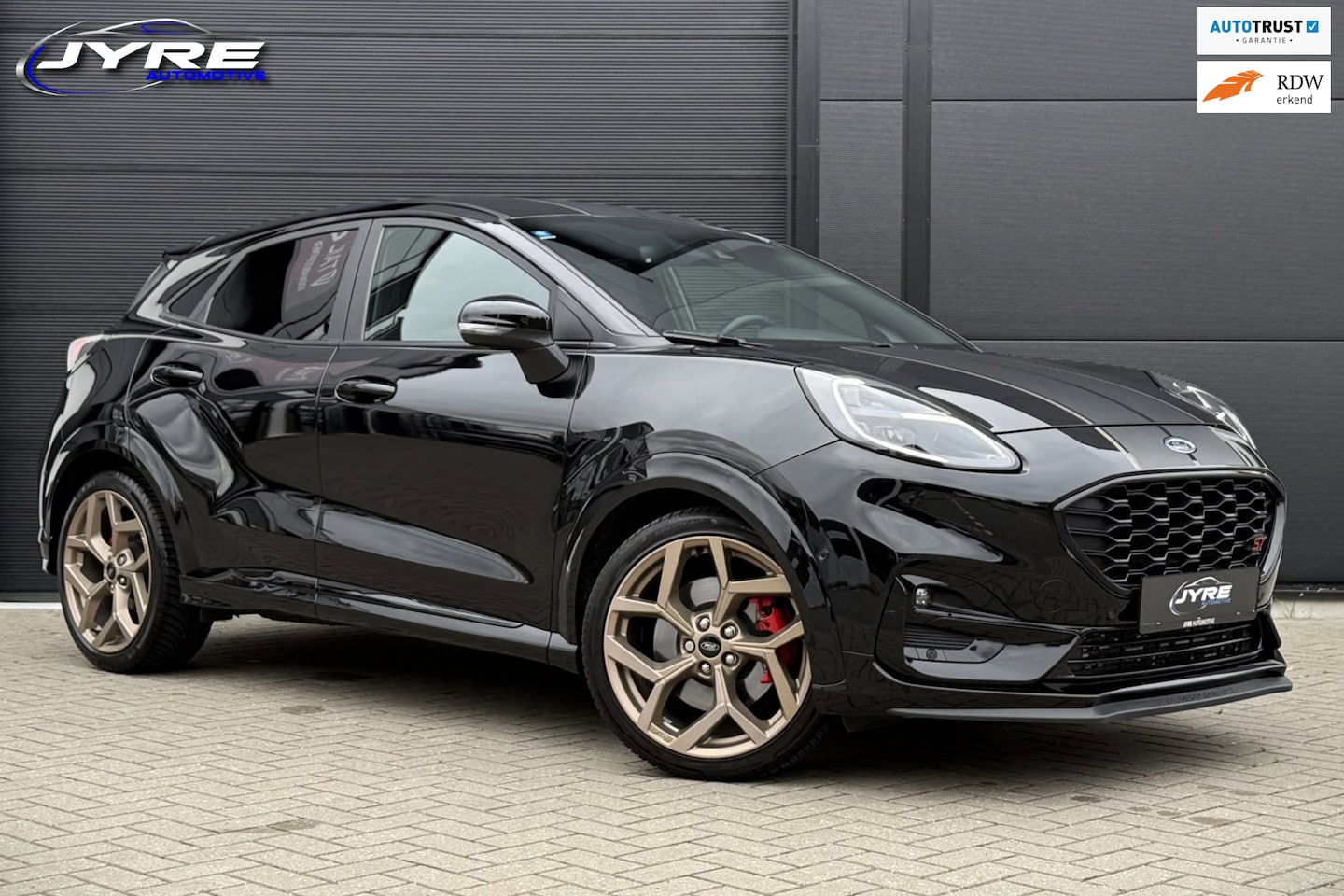 Ford Puma - 1.5 ST-X Gold Edition 200 PK, Performance Pack, Full option, incl. fabrieksgarantie t/m 08 - AutoWereld.nl