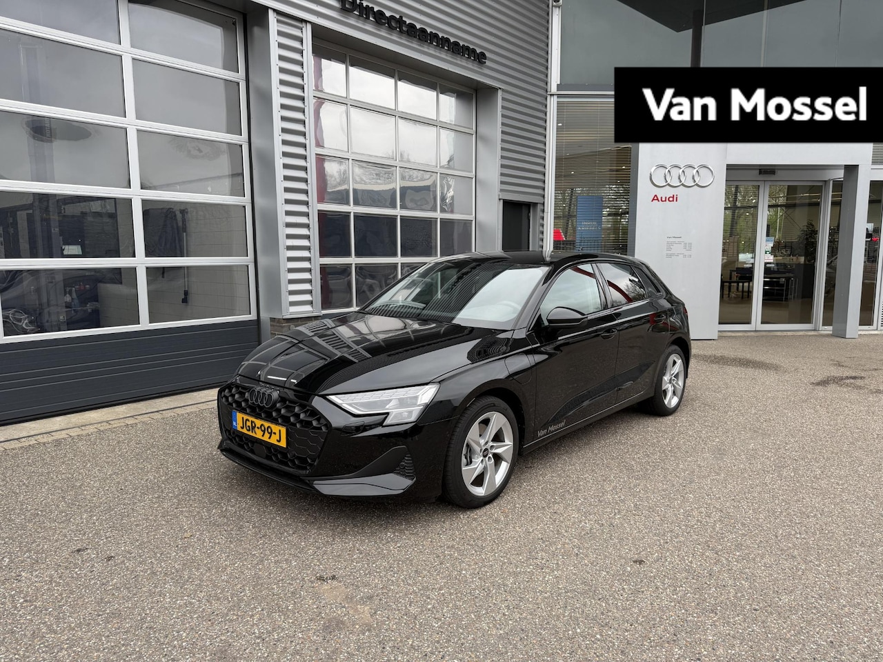 Audi A3 Sportback - 40 TFSI e S edition 204 PK l Adaptive cruise control l Airco l Navigatie l Stoelverwarming - AutoWereld.nl
