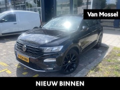 Volkswagen T-Roc - 1.5 TSI R-Line | 150 PK | Black Style | Digital Cockpit | Stoelverwarming | Climatronic (A