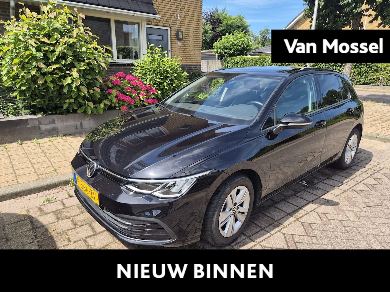 Volkswagen Golf - 1.0 TSI Life | 115 PK | Digital Cockpit | Carplay / Android Auto | Parkeersensoren - AutoWereld.nl