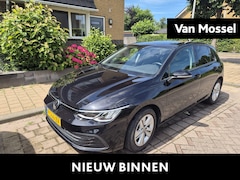 Volkswagen Golf - 1.0 TSI Life | 115 PK | Digital Cockpit | Carplay / Android Auto | Parkeersensoren