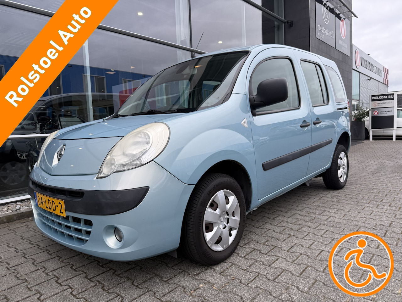 Renault Kangoo Family - 3+1 Rolstoelauto 1.6-16V Expression (Nette 3+1 Rolstoelauto met extra diepe Freedom-bodemv - AutoWereld.nl