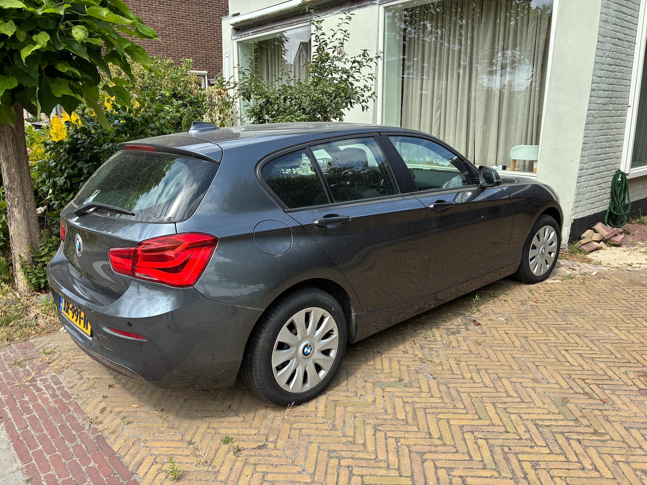 BMW 1-serie - 116i Essential - AutoWereld.nl