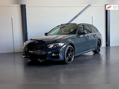 BMW 3-serie Touring - 330e xDrive M-Sport, Panodak, Trekhaak, Dravit, SOH 95%, Elektrische stoelen