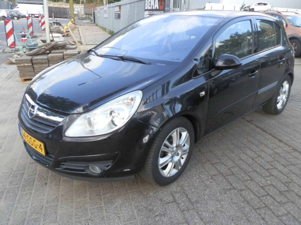 Opel Corsa - 1.4-16V Cosmo 1.4-16V Cosmo - AutoWereld.nl