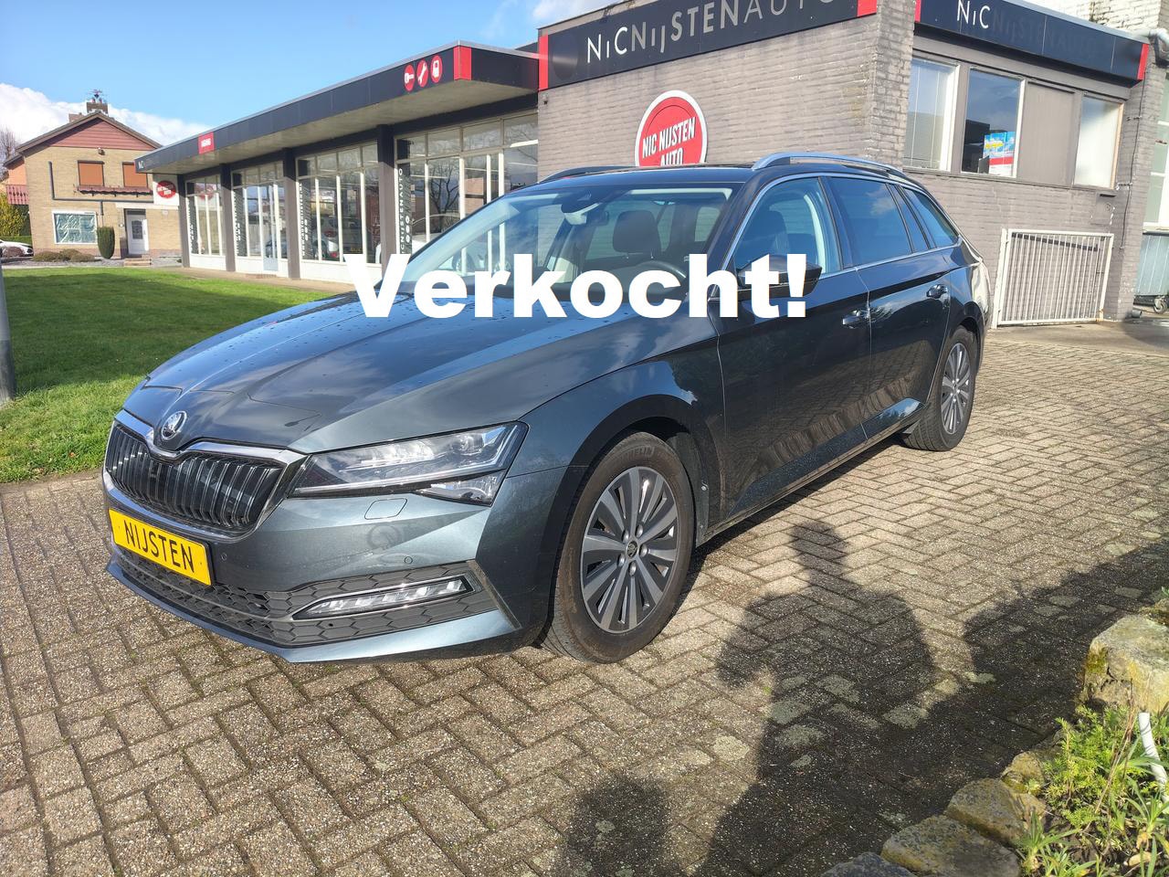 Skoda Superb Combi - 1.4 TSi PHEV, Pano, Navi, Accu Cert. - AutoWereld.nl
