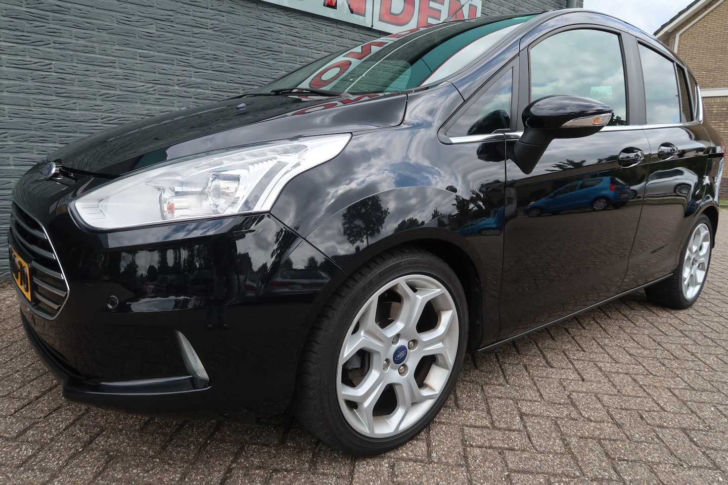 Ford B-Max - 1.6 TI-VCT Titanium Autopas aanwezig - AutoWereld.nl