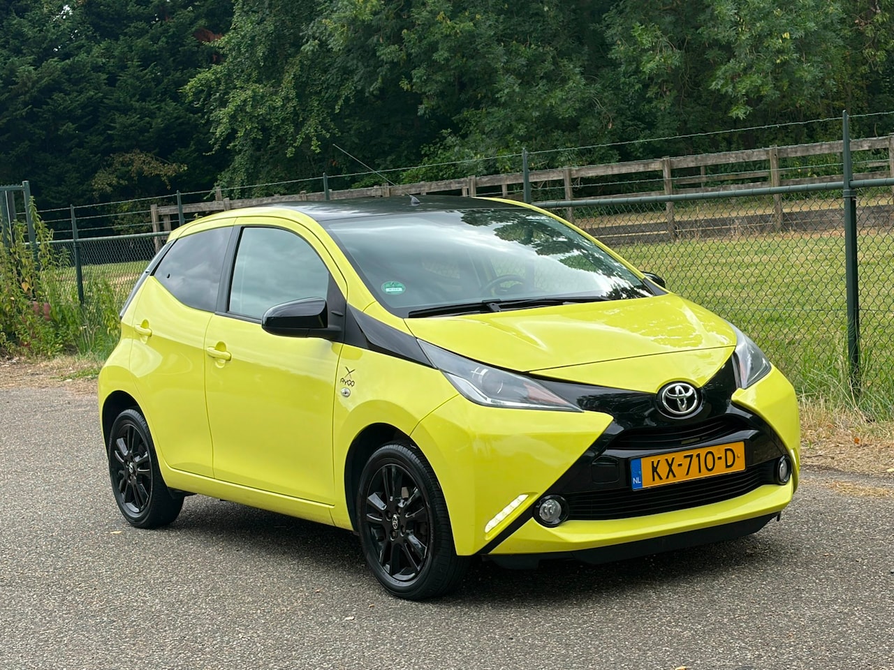 Toyota Aygo - 1.0 VVT-i x-cite /Camera/Airco/ - AutoWereld.nl