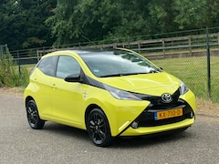 Toyota Aygo - 1.0 VVT-i x-cite /Camera/Airco/