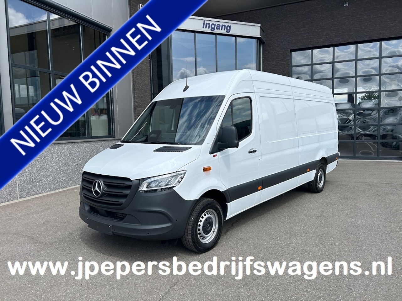 Mercedes-Benz Sprinter - 317 CDI L3 H2 Pro LED / MBUX / Navigatie / Camera / Cruise control / Airco / 270 Graden ac - AutoWereld.nl