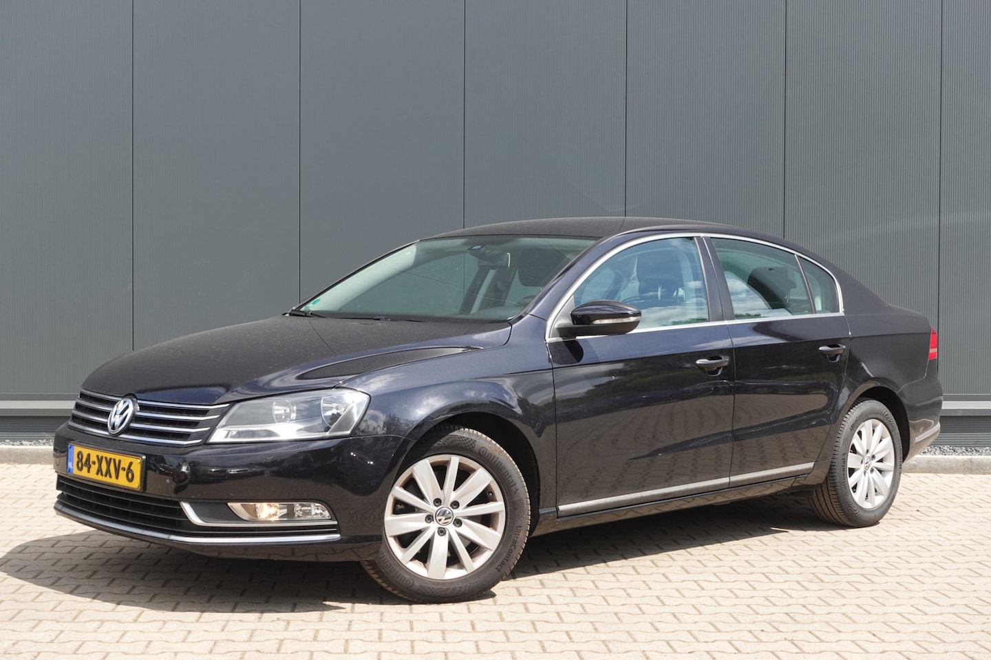 Volkswagen Passat - 1.6 TDI Highline BlueMotion 1.6 TDI Highline BlueMotion - AutoWereld.nl
