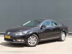 Volkswagen Passat - 1.6 TDI Highline BlueMotion