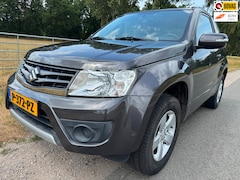 Suzuki Grand Vitara - 1.6 Exclusive dealer onderhouden|climate control|trekhaak