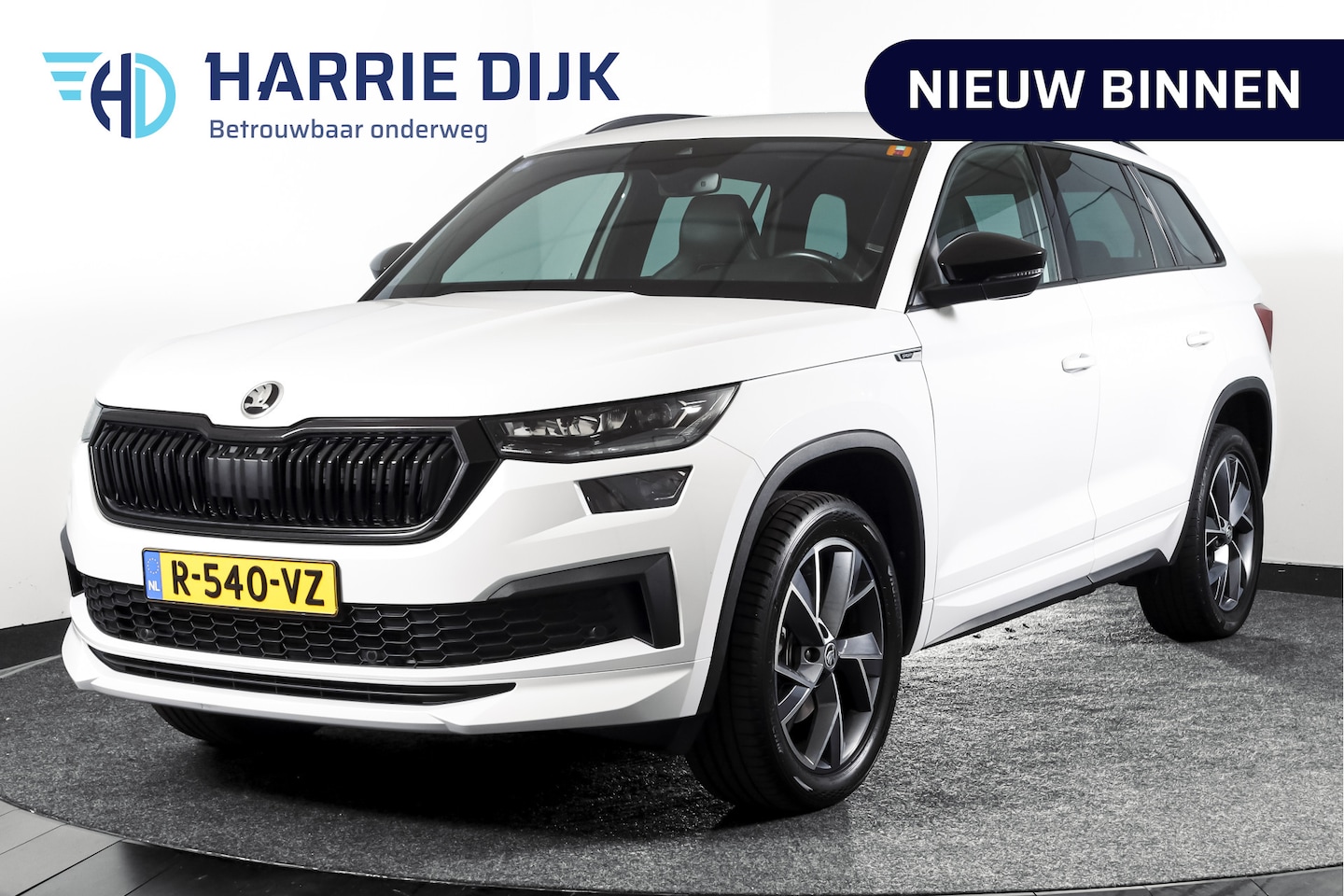 Skoda Kodiaq - 1.5 TSI 150 PK Sportline Business Orig. NL | Elek. Trekhaak | Dig. Cockpit | Adapt. Cruise - AutoWereld.nl