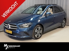 Mercedes-Benz B-klasse - 250 e 17"/Panoramadak/Trekhaak/Head-up/Dodehoek/Adaptieve cruise/Camera/Stoelverwarming/Sf