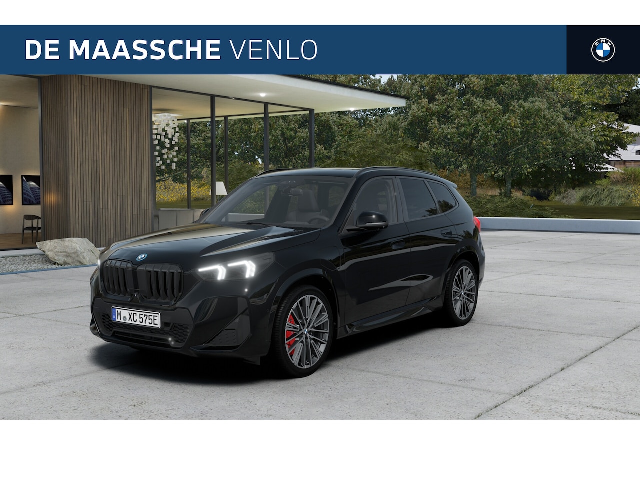 BMW X1 - xDrive25e M Sport Automaat / Panoramadak / Trekhaak / Sportstoelen / Head-Up / M Adaptief - AutoWereld.nl