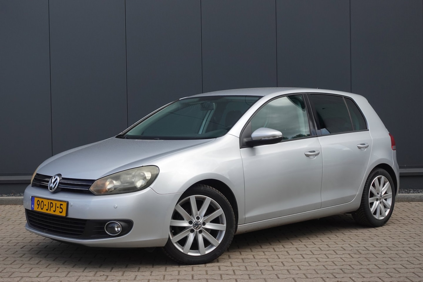 Volkswagen Golf - 2.0 TDI Comfortline NAVI/CLIMA - AutoWereld.nl
