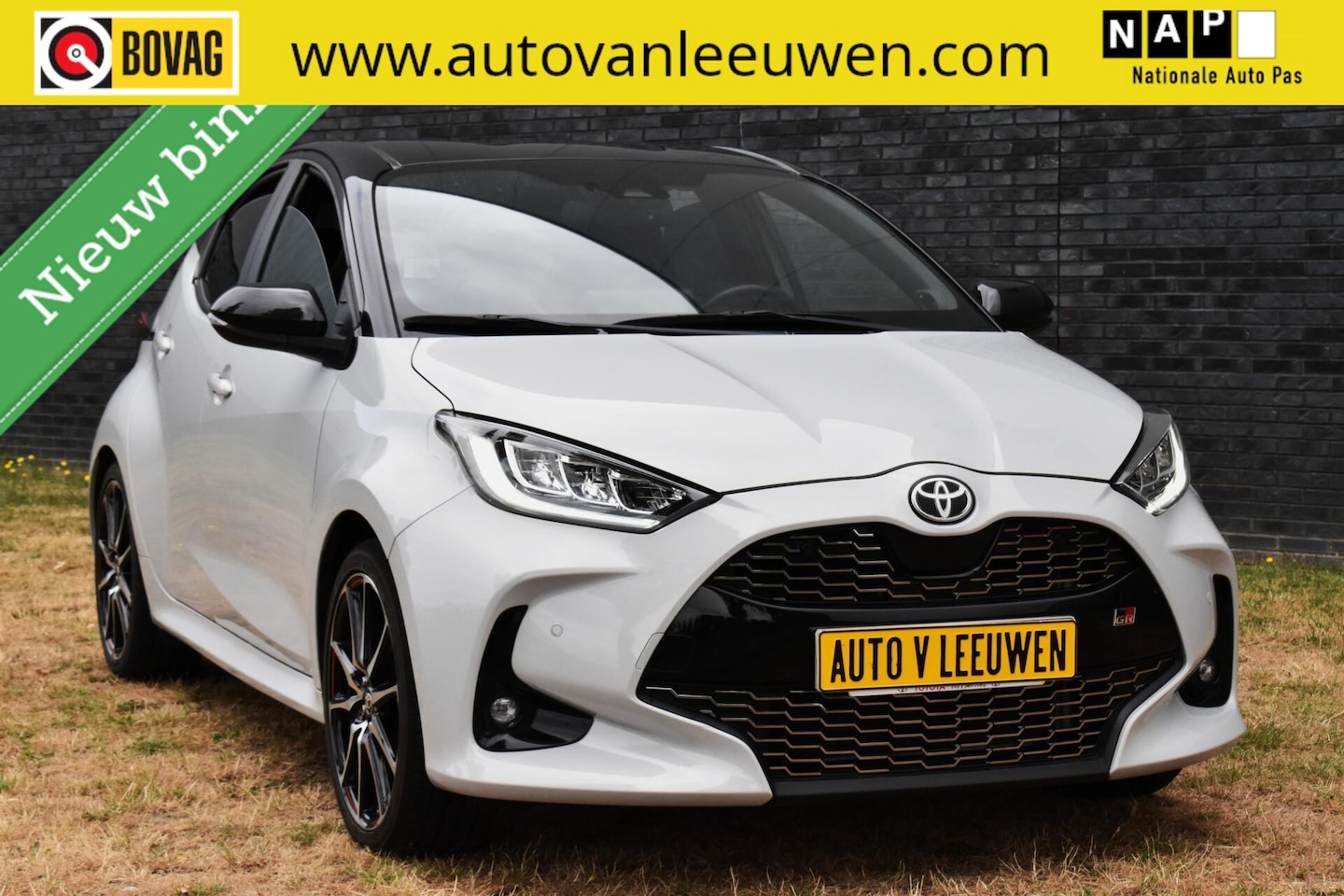 Toyota Yaris - 1.5 Hybrid GR Sport HEAD-UP/LED/CAMERA/STOELVW/VOL! - AutoWereld.nl