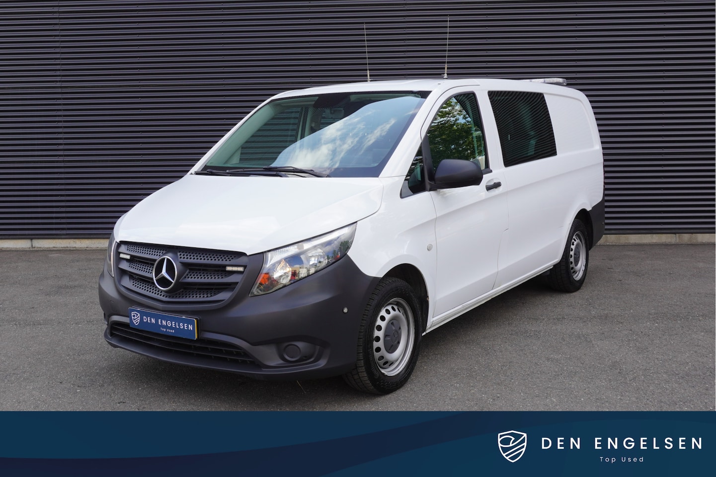 Mercedes-Benz Vito - 140pk Automaat Euro6 Dubbele cabine 5 persoons Camera Trekhaak Crusie control - AutoWereld.nl