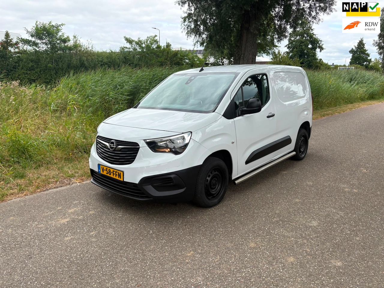 Opel Combo - 1.5 BlueHDi 100 S&S L1 1e Eigenaar Airco Cruise Pdc Navi - AutoWereld.nl