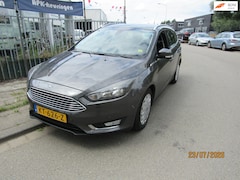 Ford Focus Wagon - 1.0 Titanium, lage originele km stand