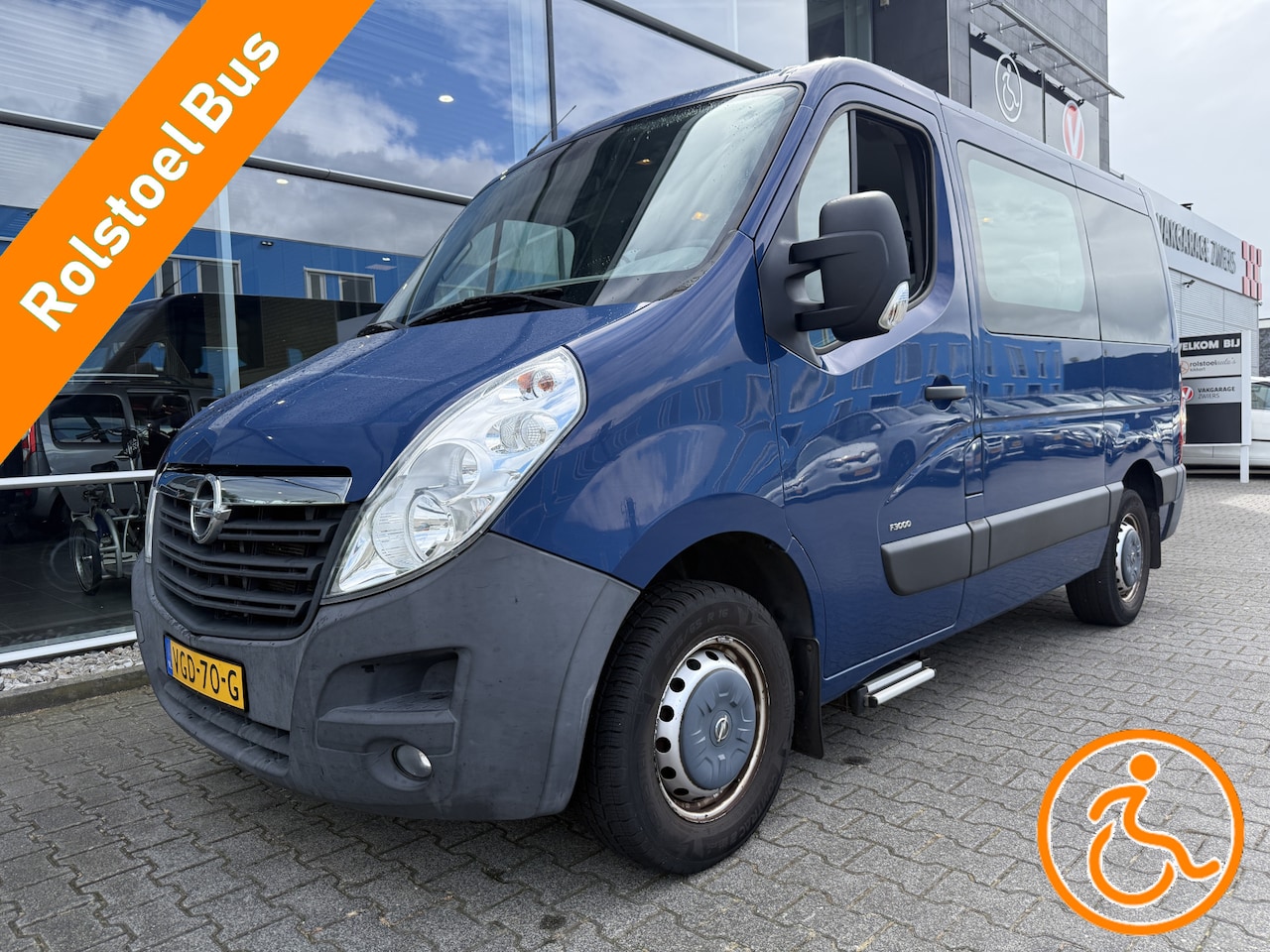 Opel Movano - 3+1 Rolstoelbus / Scootmobielbus 2.3 CDTI L1H1 (Ruime 3+1 Rolstoelbus met Automaat!) - AutoWereld.nl