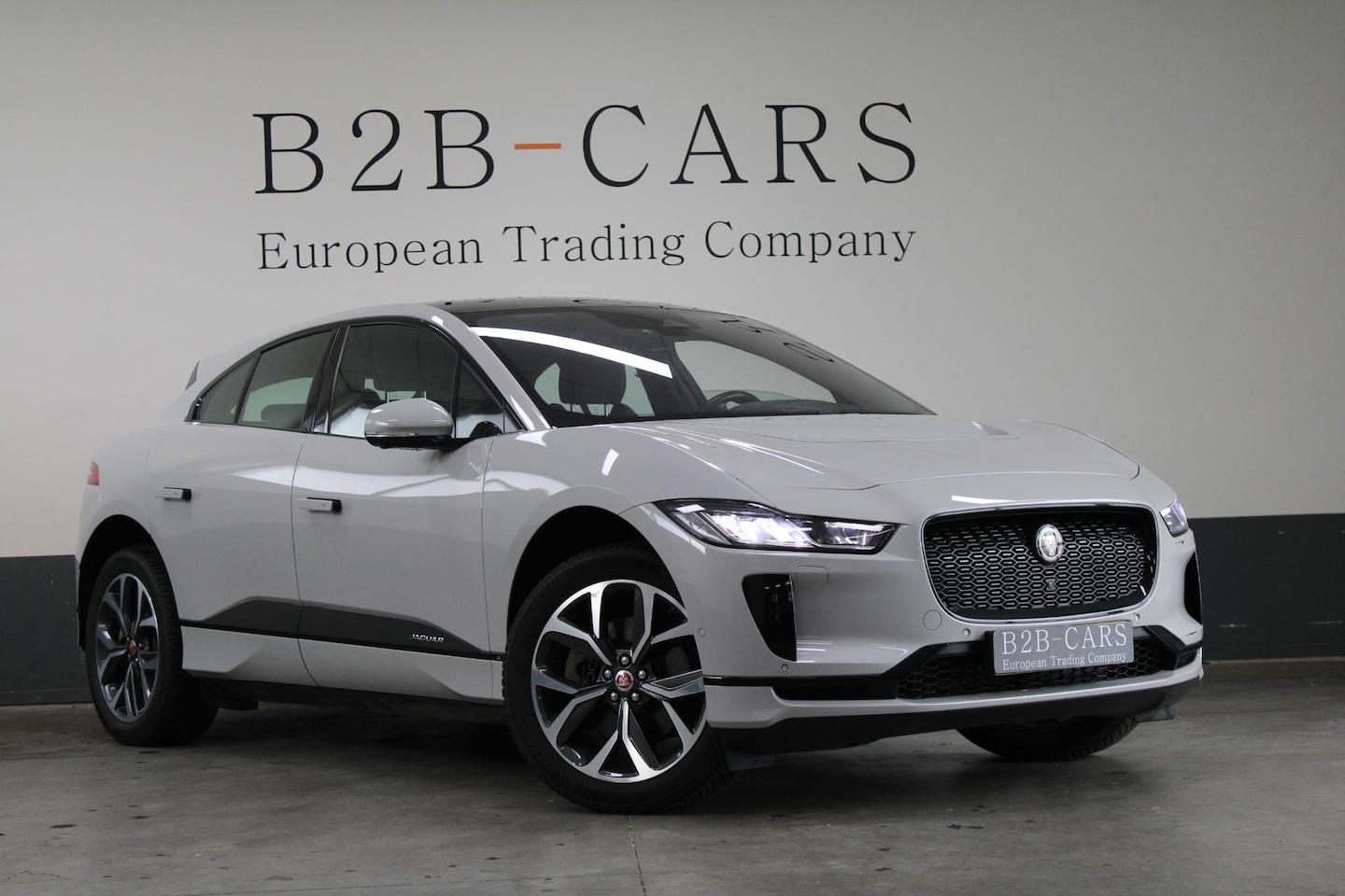 Jaguar I-PACE - EV320 S Business Pack 90 kWh | SOH 88% | Panorama | Trekhaak - AutoWereld.nl